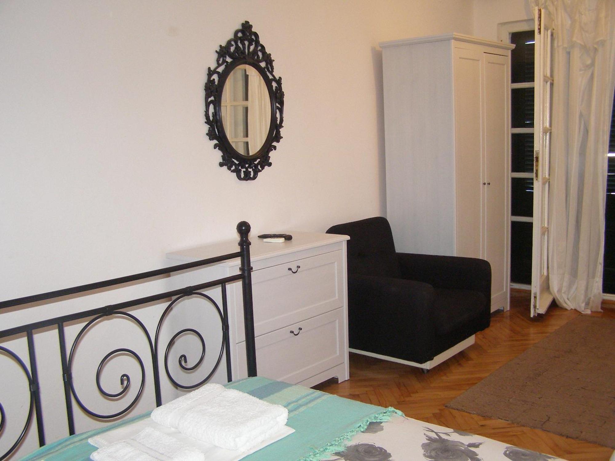 Palastura Apartments 울친 객실 사진
