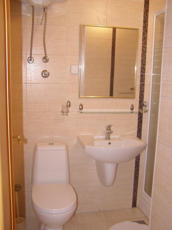 Palastura Apartments 울친 객실 사진